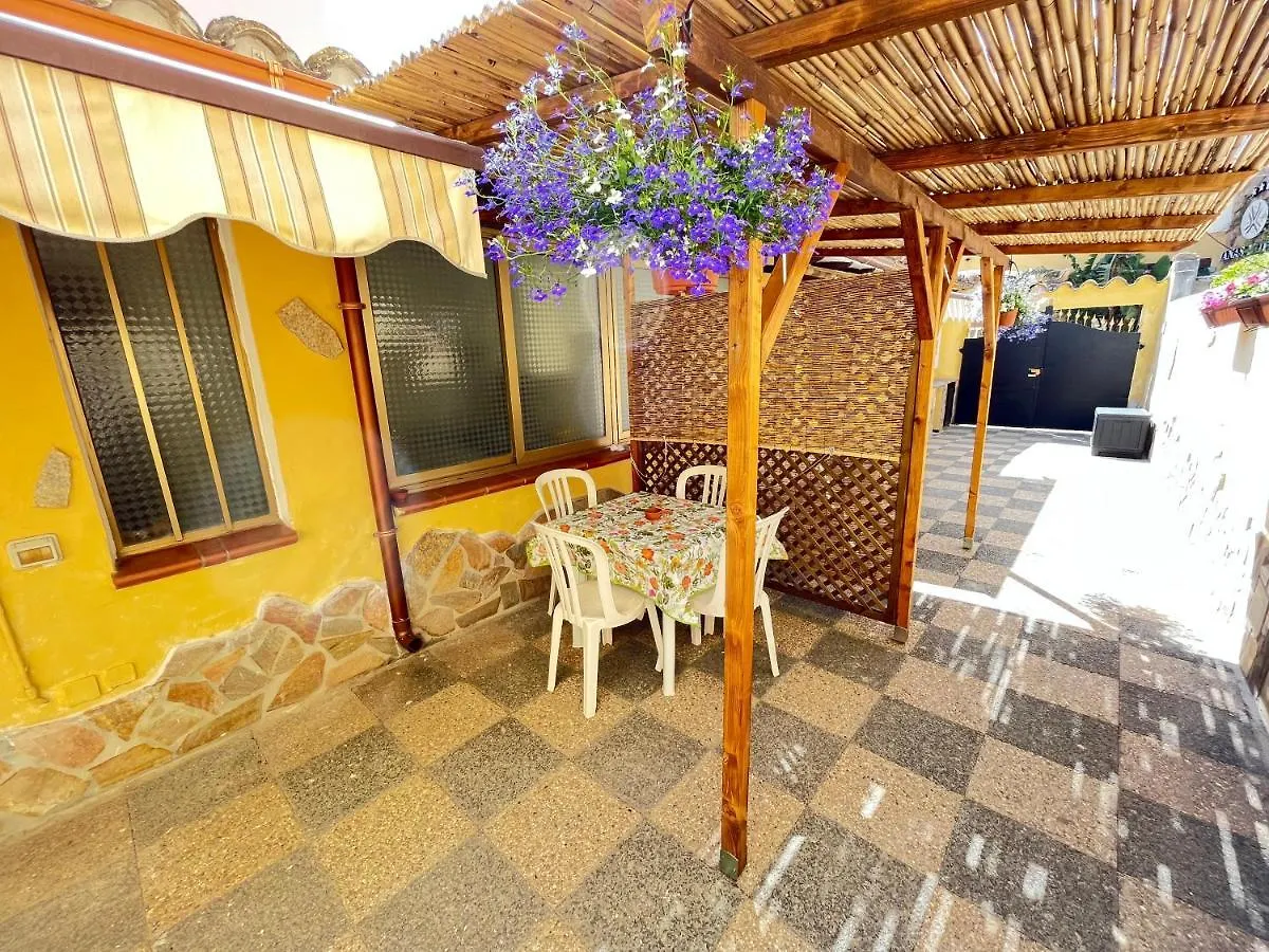Appartamento Nassia 2 By La Via Del Mare Viaggi E Vacanze Villasimius